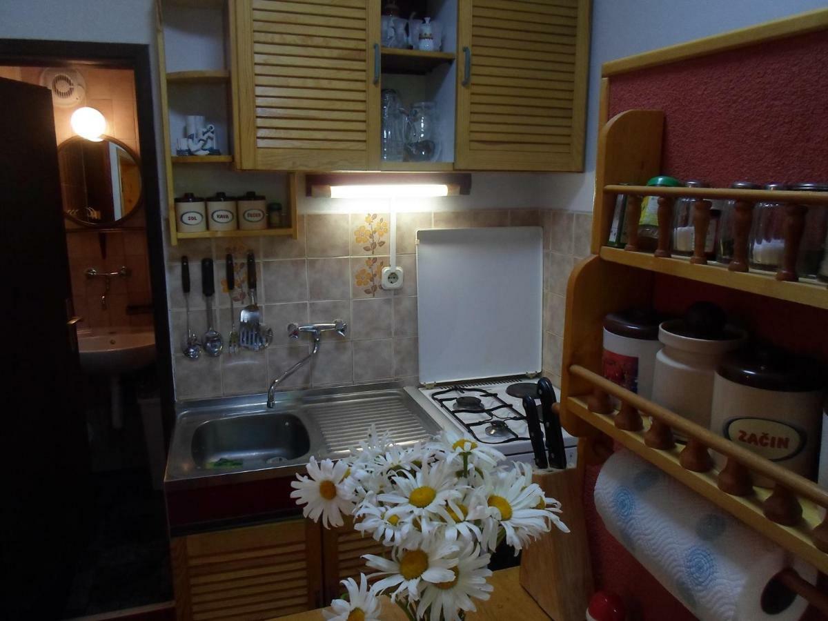 Apartment Mira Slime Luaran gambar