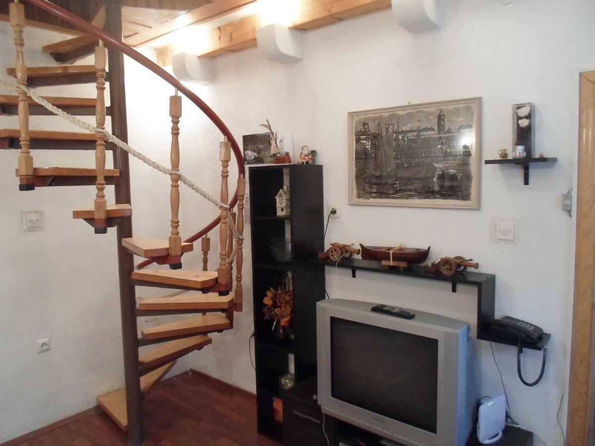 Apartment Mira Slime Luaran gambar
