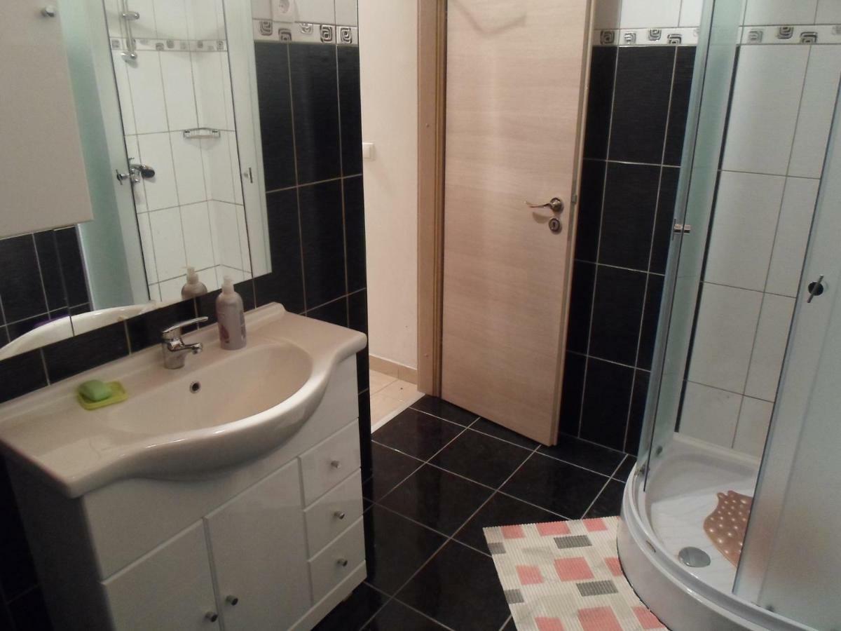 Apartment Mira Slime Luaran gambar